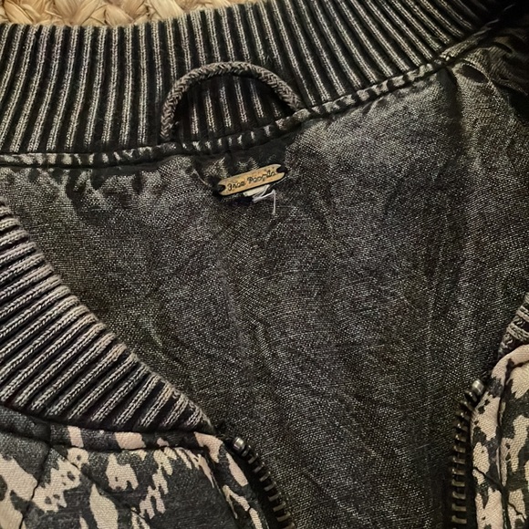 Free People Quilted Printed Bomber Jacket - Picture 5 of 5